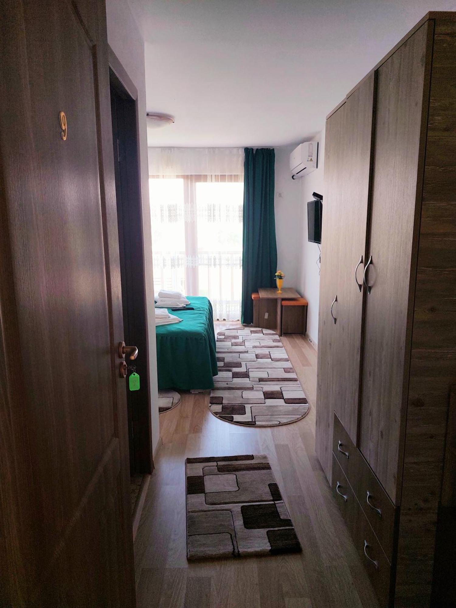 Pensiunea Paradiso Sarinasuf Exteriör bild